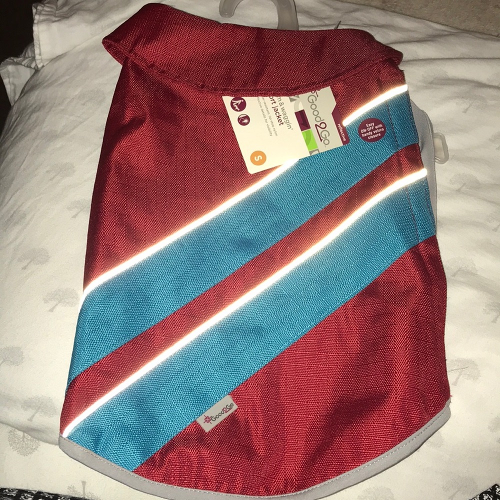 Good 2 go warm & waggin sport jacket 🐕 NEW